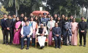 प्रशिक्षु आईएएस अफसरों ने राज्यपाल से की भेंट