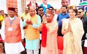कांग्रेस के अंदर औरंगजेब की आत्मा घुस गई है - योगी