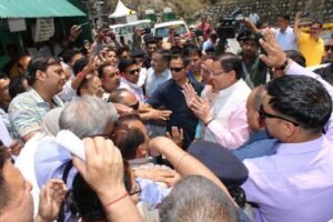 चारधाम यात्रा - फील्ड में उतरे मुख्यमंत्री