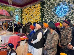 श्री हेमकुन्ट साहिब के कपाट खुले