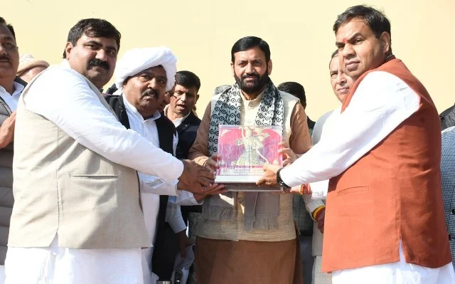 सीएम से मिले ब्राह्मण समाज के प्रतिनिधि