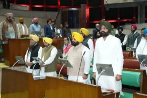 पंजाब विधानसभा द्वारा प्रतिष्ठित हस्तियों को श्रद्धांजलि अर्पित