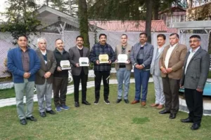 डिप्टी सीएम ने राष्ट्रीय पुरस्कार जीतने पर परिवहन निगम को बधाई दी