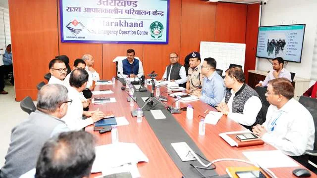 मुख्य सचिव ने आपदा प्रबंधन विभाग की समीक्षा की