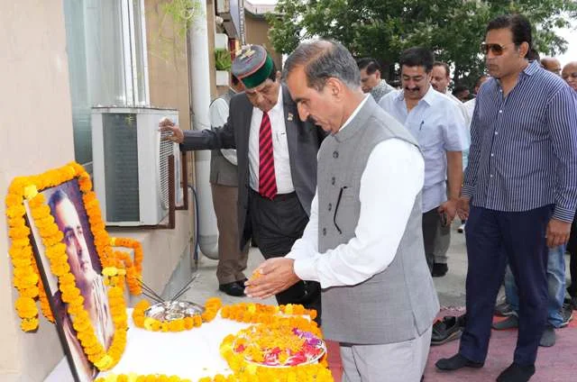 कमजोर वर्गों के उत्थान के लिए राजीव गांधी के सपनों को साकार करेगी सरकार - CM