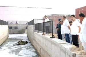 ड्रेन सफाई की रिपोर्ट मुख्यालय को भेजने का निर्देश