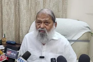 यह सेना को ही करने देना चाहिए - विज