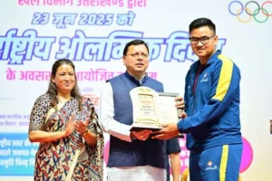 देहरादून में ओलंपिक दिवस समारोह में शामिल हुए सीएम धामी