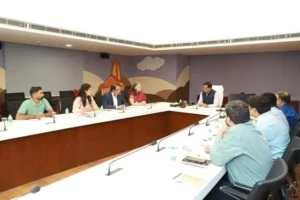 पिथौरागढ़ एयरपोर्ट के सुदृढ़ीकरण पर जल्द कार्रवाई का वादा