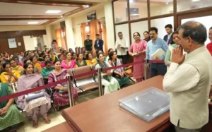 हिमाचल कृषि सखी संघ ने मुख्यमंत्री को सौंपा ज्ञापन