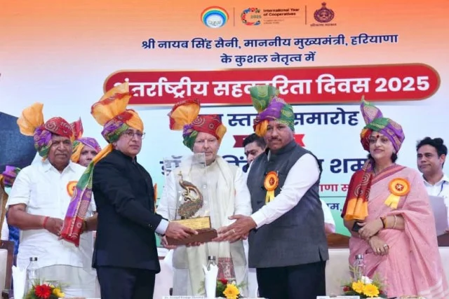 डॉ. अरविंद शर्मा ने किसानों की समस्याओं का दिया समाधान