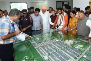 मुख्यमंत्री का गन्नौर फल मंडी दौरा
