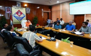 मुख्यमंत्री ने उड्डयन विभाग को परियोजनाओं के समयबद्ध क्रियान्वयन के निर्देश दिए