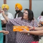 संजीव अरोड़ा ने संभाला पंजाब के मंत्री पद का दायित्व, परिवार साथ रहा