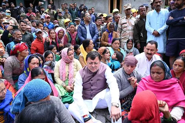आपदा प्रभावितों के लिए 24x7 सीएम धामी तीसरे दिन भी जमीनी स्तर पर सक्रिय