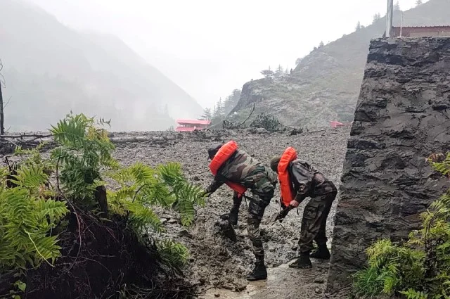 हर्षिल क्षेत्र में बादल फटने पर राष्ट्रीय नेताओं का शोक