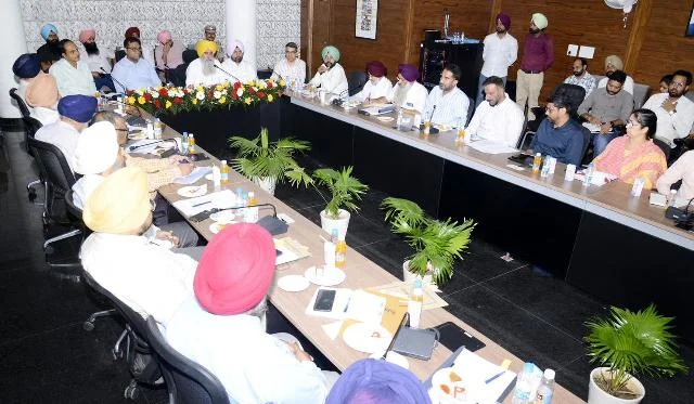 मंत्री खुड्डियां बोले– किसानों को चिंता करने की ज़रूरत नहीं