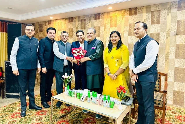 उद्योगों को मजबूत आधार देने के लिए बड़े कदम उठाए जा रहे - मंत्री