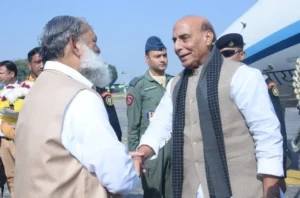 एयरफोर्स स्टेशन अंबाला में राजनाथ सिंह का भव्य स्वागत