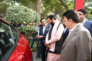 टेस्ला की कई यूनिट्स हरियाणा में लगने की पूरी संभावना सैनी