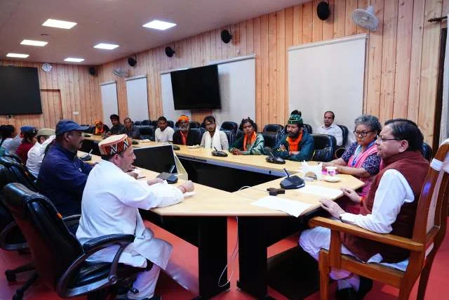 धामी ने चौखुटिया अस्पताल उन्नयन का शासनादेश जारी कर दिखाई तत्परता