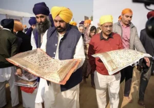 मान–केजरीवाल ने धार्मिक कार्यक्रम में पहुंचकर राज्य की प्रगति के लिए मांगी दुआ