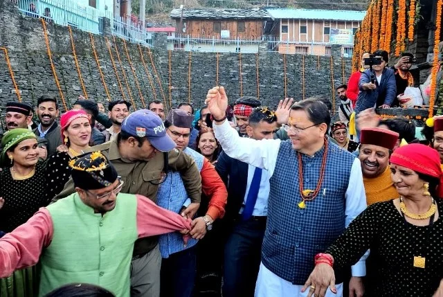 सीएम पुष्कर सिंह धामी का लाखामंडल में आगमन, धार्मिक अनुष्ठान संपन्न