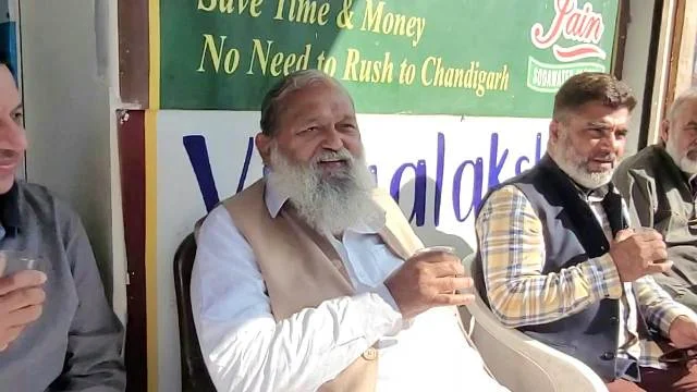 अंतरराष्ट्रीय चाय दिवस पर अनिल विज ने साझा की अपनी चाय-चर्चा की आदत