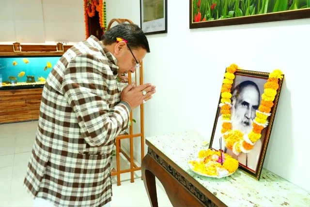 उत्तराखंड के गांधी बडोनी को सीएम की श्रद्धांजलि
