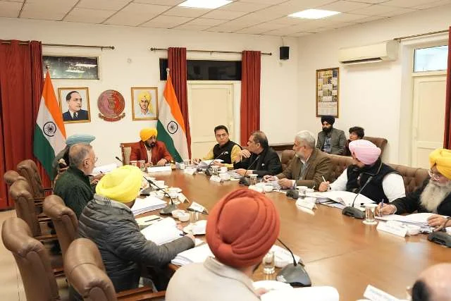 किसान हित में बड़ा निर्णय, गन्ना उत्पादकों को आर्थिक राहत