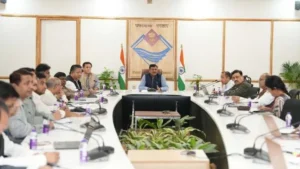 अस्पतालों, शिक्षण संस्थानों और उद्योगों की जरूरतों पर विशेष फोकस