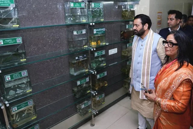 धनवंतरी कॉलेज के स्वर्ण जयंती समारोह में बोले मुख्यमंत्री