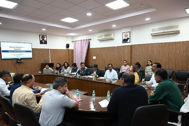 मुख्य निर्वाचन अधिकारी डॉ. बीवीआरसी पुरुषोत्तम की पहल पर अनुभव साझा कार्यक्रम