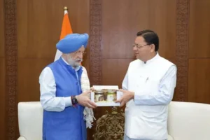 यात्रा संचालन को सुचारू बनाने के लिए गैस आपूर्ति सुनिश्चित करने पर जोर