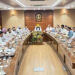 लोक निर्माण विभाग को तय समयसीमा में कार्य पूरा करने के निर्देश