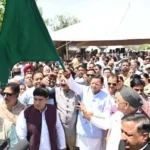 श्रद्धालुओं के लिए लगाए गए निशुल्क स्वास्थ्य शिविर का सीएम ने निरीक्षण किया