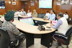 सचिवालय में उच्चस्तरीय बैठक, यात्रा मार्गों की स्थिति पर समीक्षा