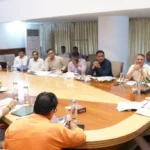नागरिकों की आय सत्यापन प्रक्रिया को प्राथमिकता से पूरा करने के निर्देश