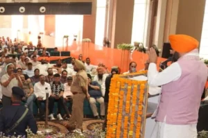 पिछली सरकारों पर निशाना, पंजाब की स्थिति सुधारने का वादा