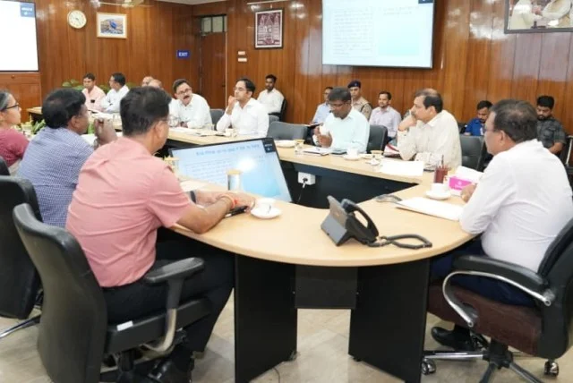 सड़क सुरक्षा कोष की वार्षिक कार्ययोजना तैयार करने पर जोर