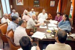 भ्रूण लिंग जांच कराने और करवाने वालों को स्वास्थ्य मंत्री की सख्त चेतावनी