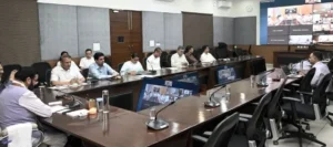 फील्ड में रहकर करें निगरानी, आपात स्थिति में हो त्वरित कार्रवाई - CM