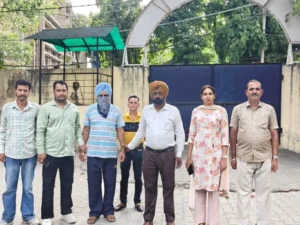 सब-रजिस्ट्रार कार्यालय में तैनात पटवारी रिश्वत लेते पकड़ा